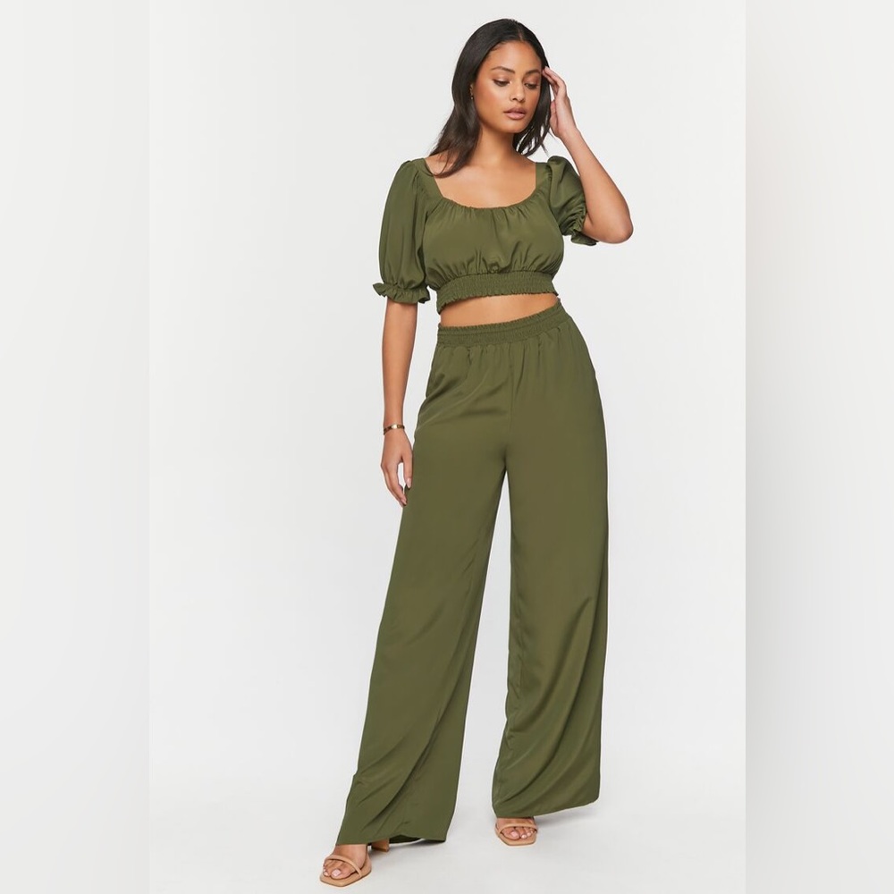 Short Puff Sleeve Crop Top & Wide Leg Pants Set Olive Green Size Large matching
